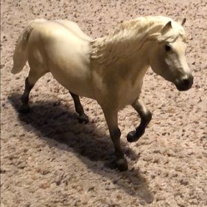 Breyer traditional pony
